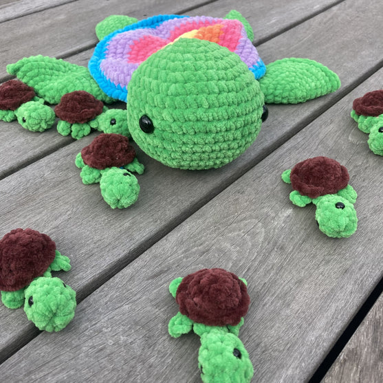 Turtle Match-Up – A Rainbow Memory Game Crochet Pattern