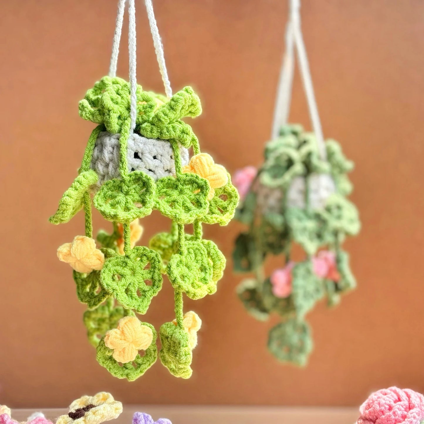 Drooping Monstera Flower Crochet Pattern
